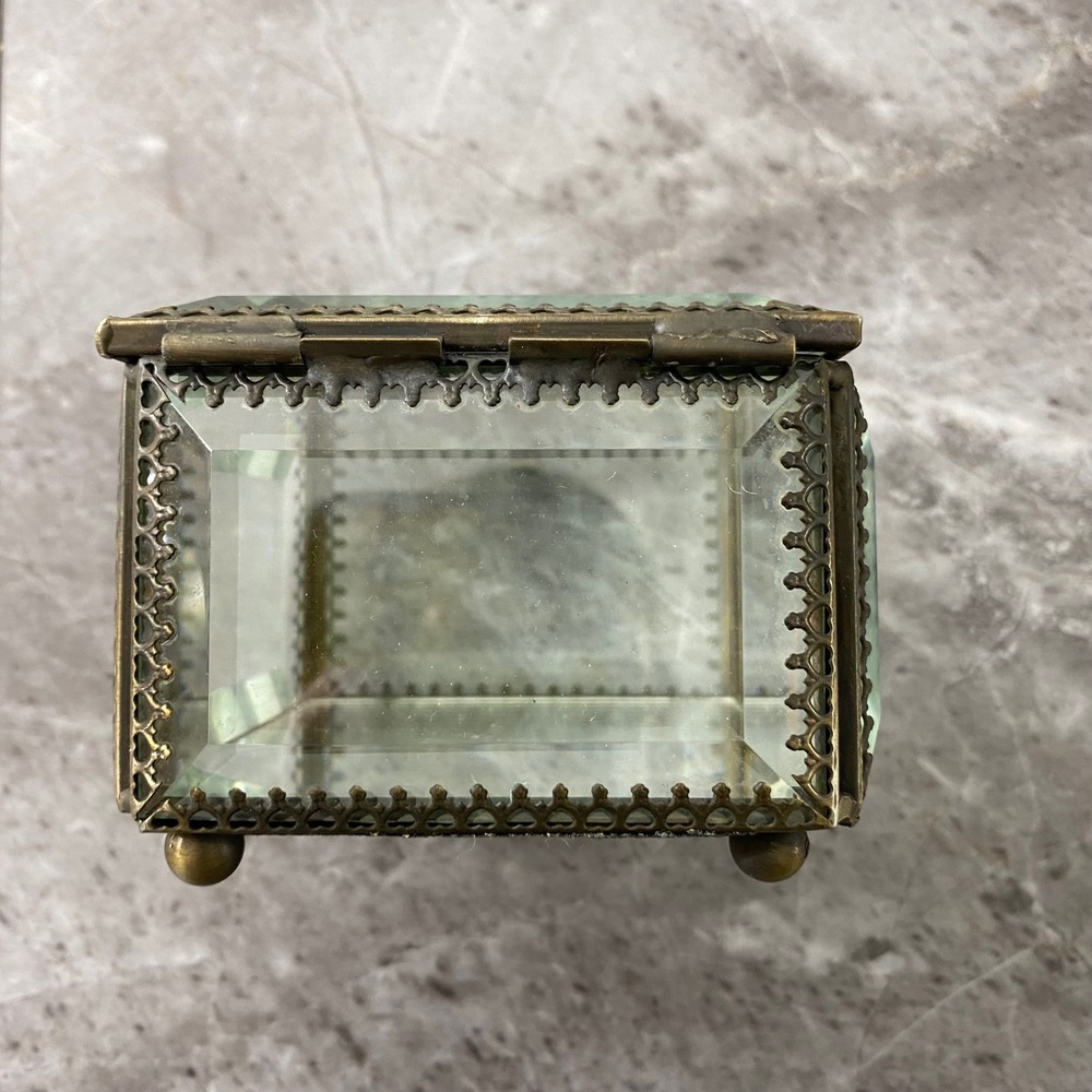 Nicoleā Miller Home Beveled Glass Jewelry Box Brass Filigree Heart Trim Square - Picture 4 of 13